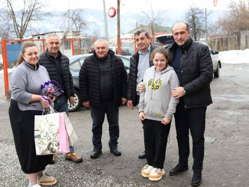 სახელმწიფო რწმუნებულის ადმინისტრაციის ხელმძღვანელებმა და მუნიციპალიტეტის...